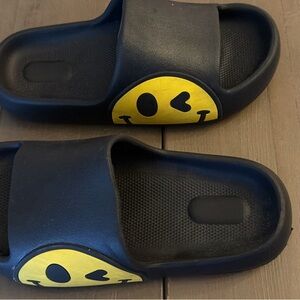 Children's Black Slide Sandals with Cheerful Yellow Emblem
